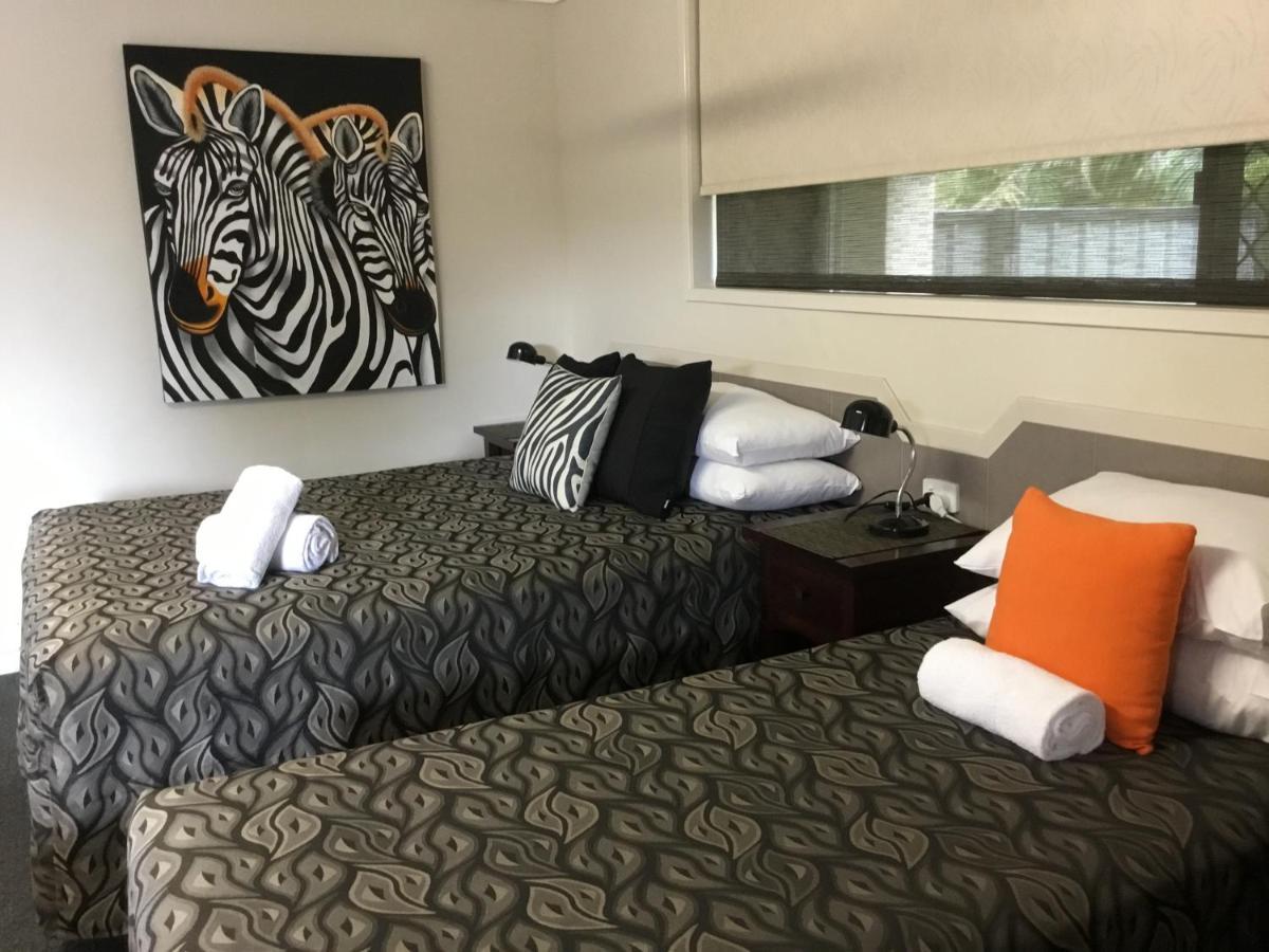 Golden Palms Motor Inn Bundaberg Zewnętrze zdjęcie
