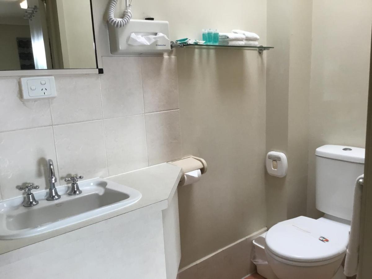 Golden Palms Motor Inn Bundaberg Zewnętrze zdjęcie