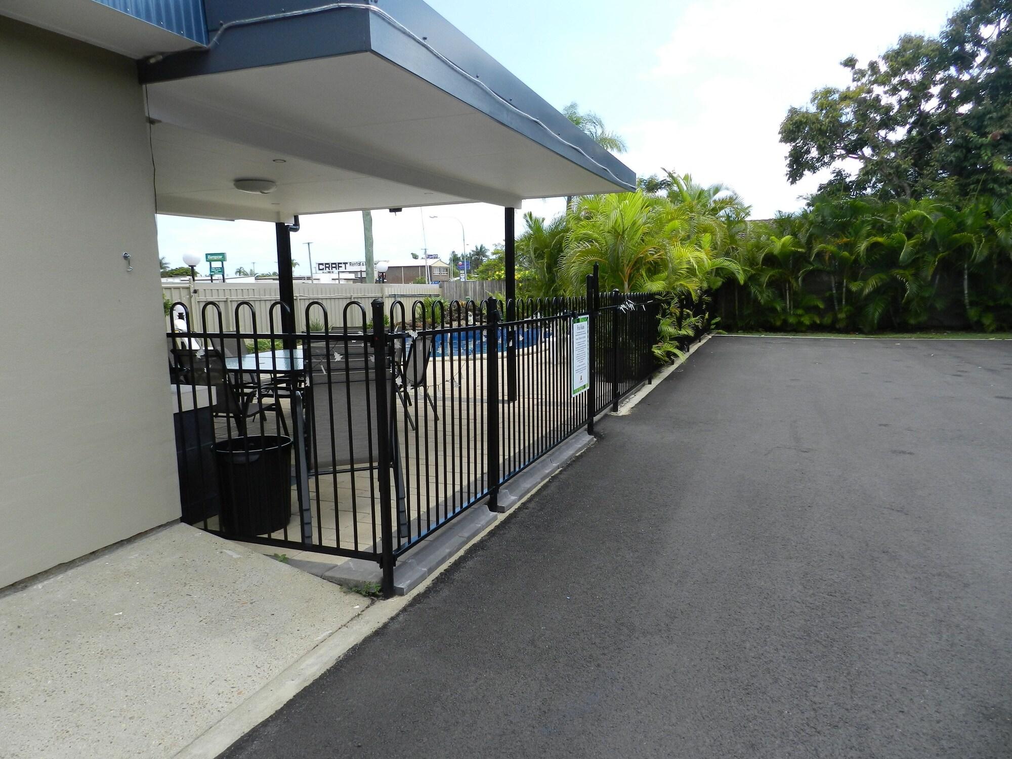 Golden Palms Motor Inn Bundaberg Zewnętrze zdjęcie
