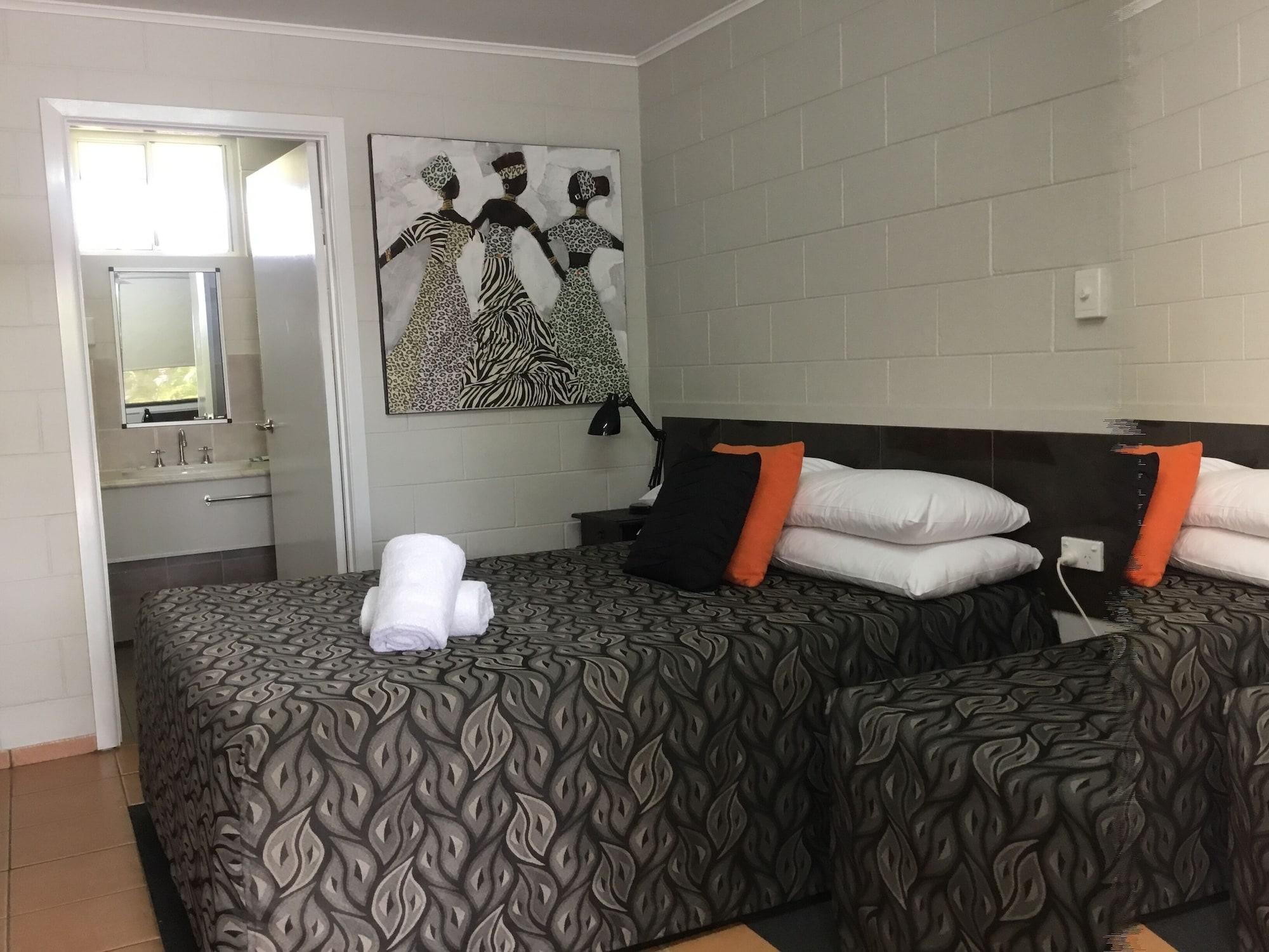 Golden Palms Motor Inn Bundaberg Zewnętrze zdjęcie