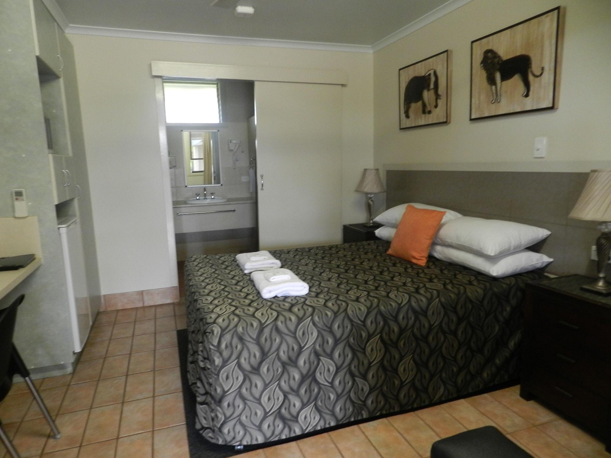 Golden Palms Motor Inn Bundaberg Zewnętrze zdjęcie